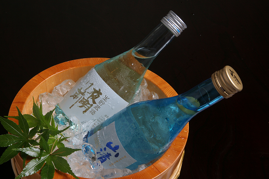 ソムリエ厳選のワインと日本酒