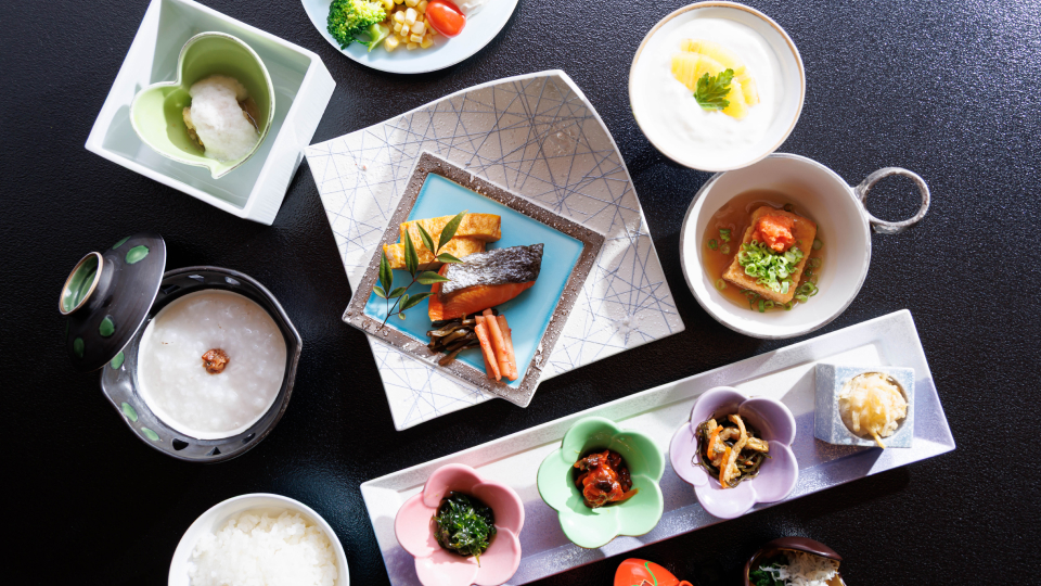 朝食